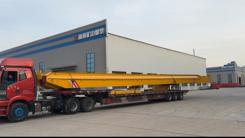 電動(dòng)葫蘆橋式起重機(jī) LH10t-27.95m 電動(dòng)單梁起重機(jī) LD5t—23.3m 制作完成，發(fā)往浙江省金華市交付客戶使用