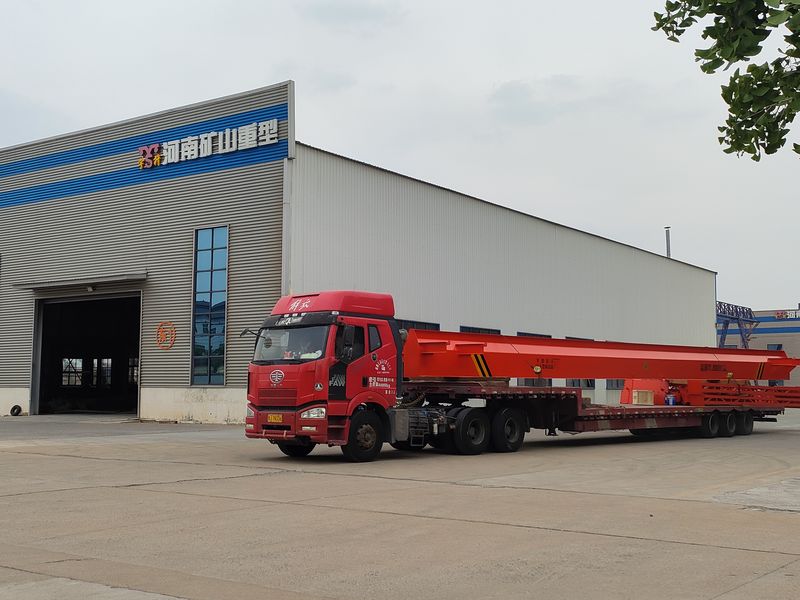 電動葫蘆門式起重機(jī) MHxh10t—20m 制作完成，發(fā)往新疆交付客戶使用。